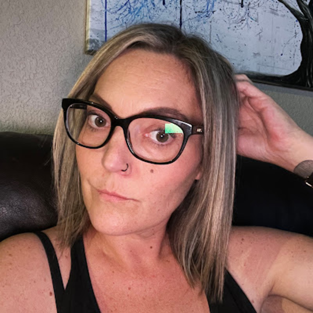 Meet your Posher, Darcie